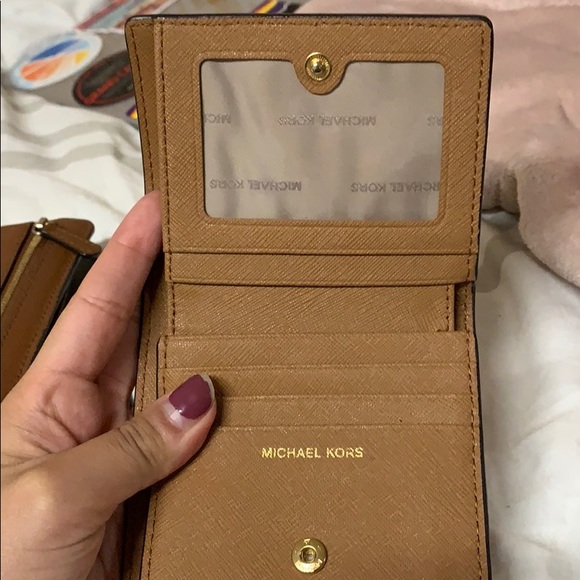 Michael Korda wallet - Picture 2 of 3